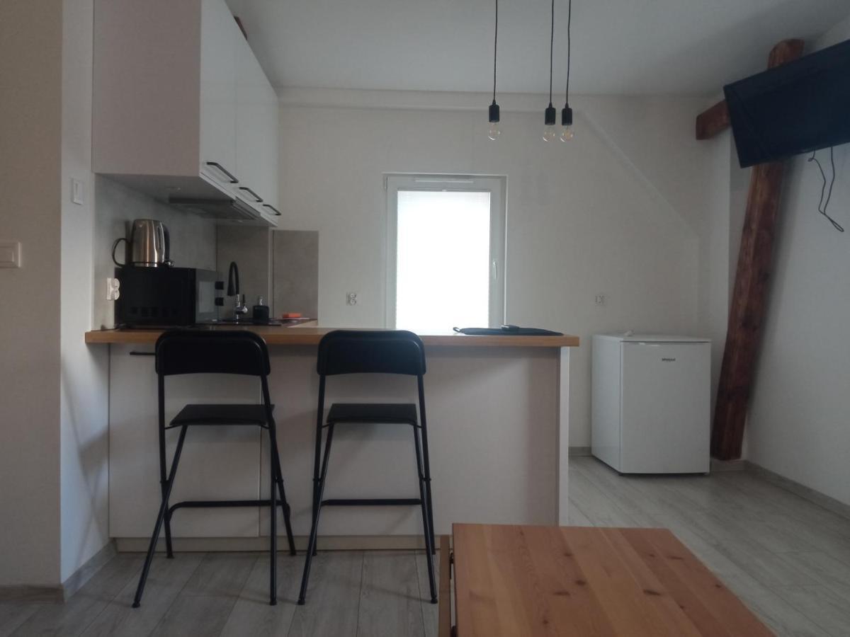 Apartament Wolnosci イェレニャ・グーラ エクステリア 写真