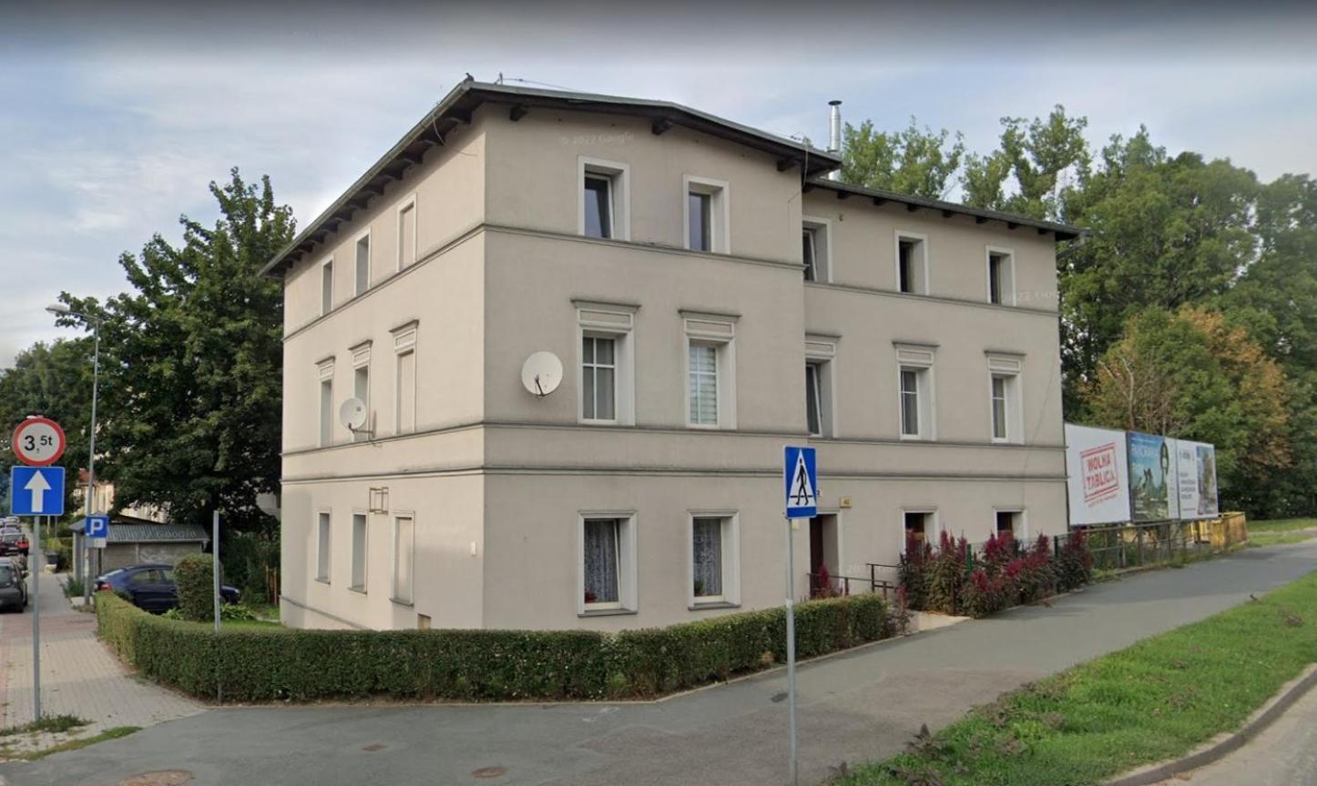 Apartament Wolnosci イェレニャ・グーラ エクステリア 写真