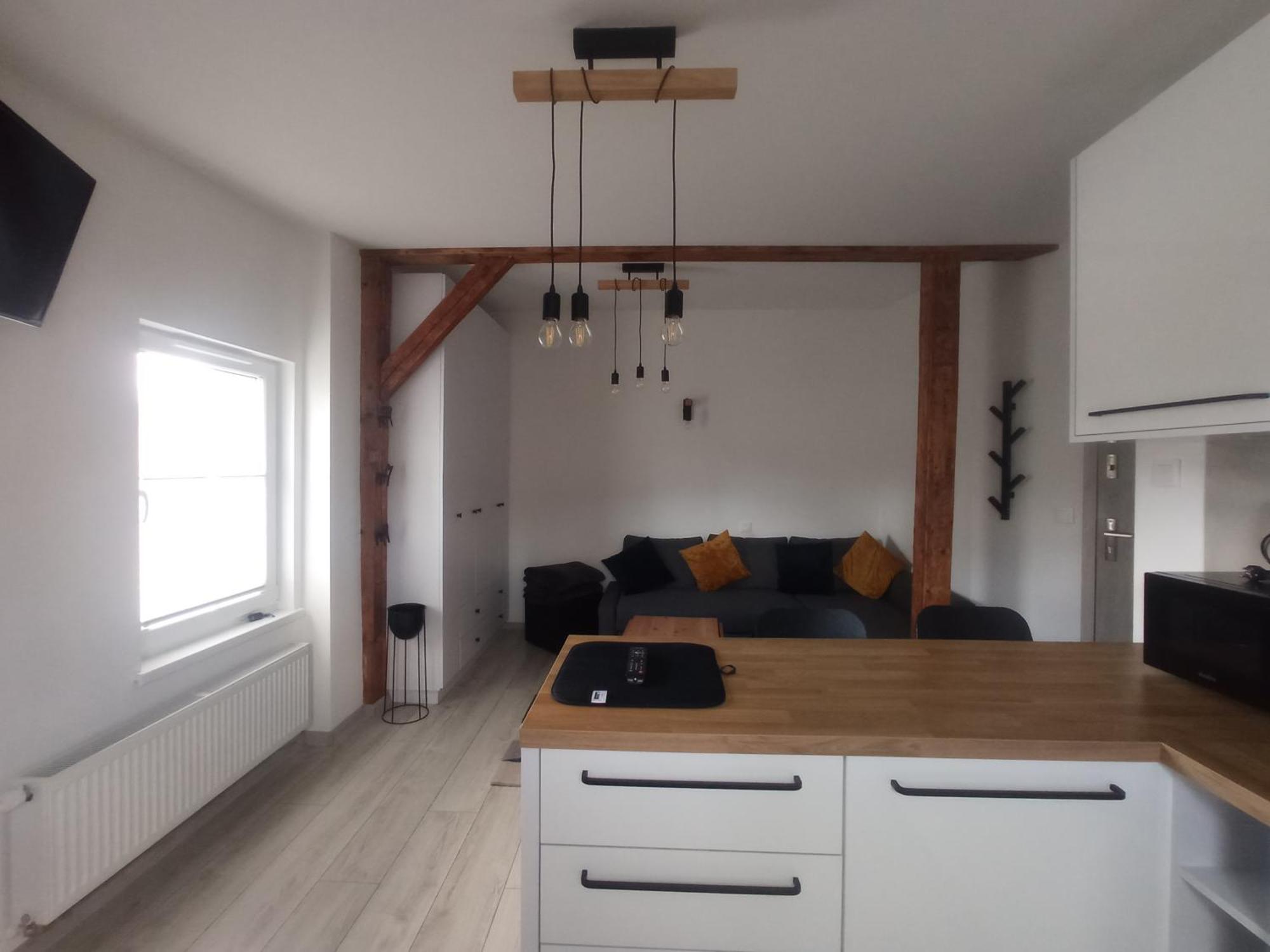 Apartament Wolnosci イェレニャ・グーラ 部屋 写真