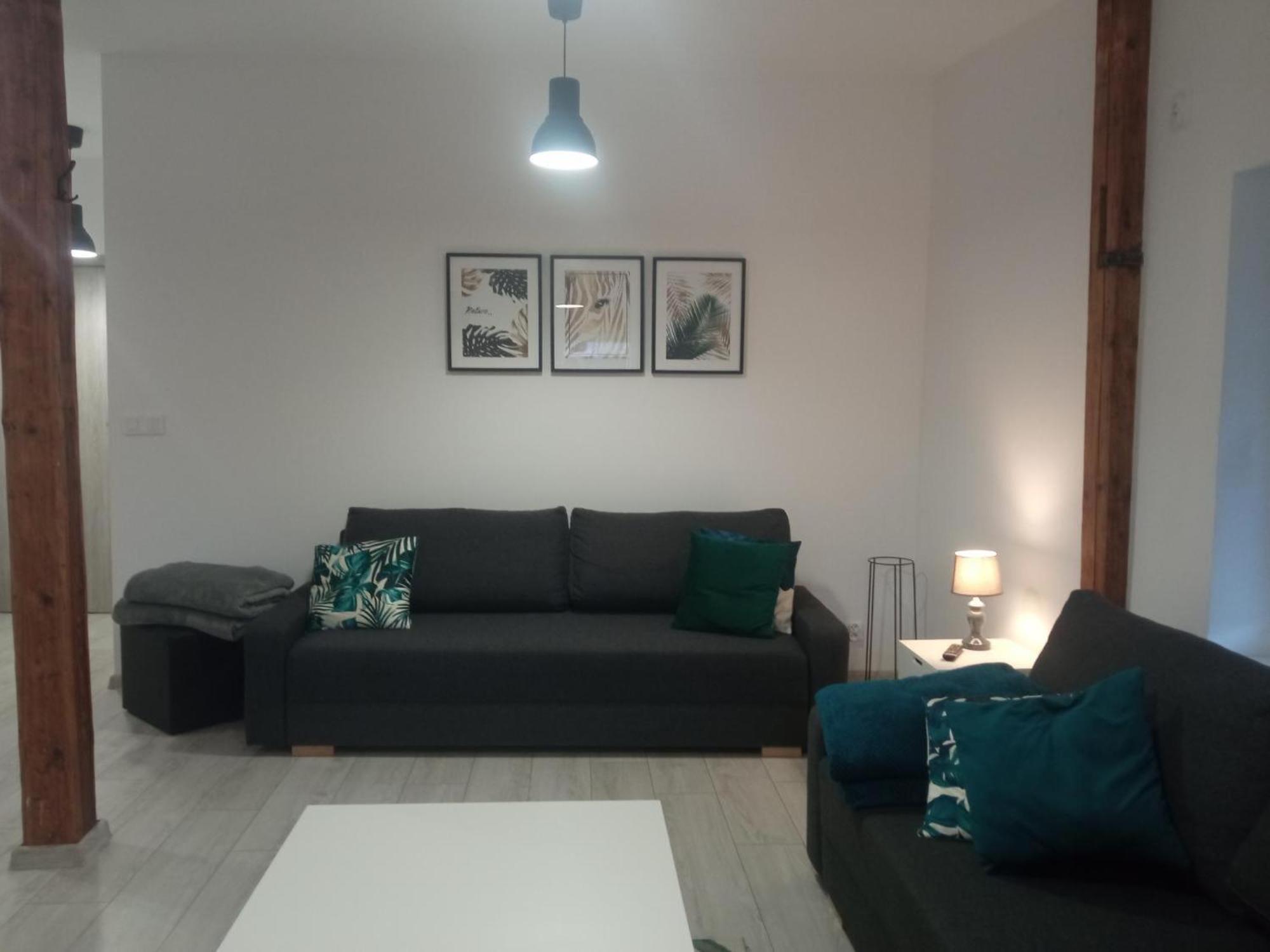 Apartament Wolnosci イェレニャ・グーラ エクステリア 写真
